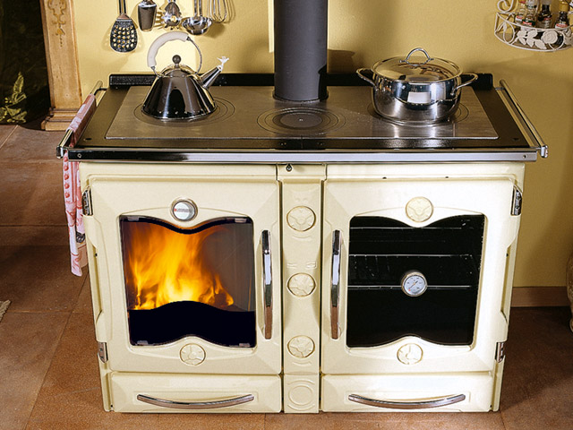 La Nordica America Wood Cookstove By Obadiah's Woodstoves