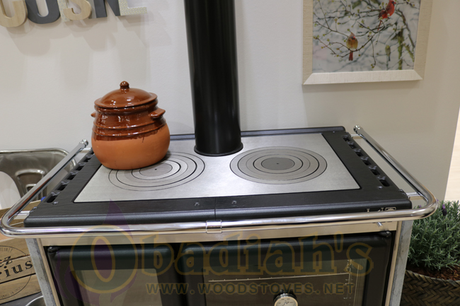 https://woodstoves.net/photos/products/La-Nordica/Rosa-XXL/LaNordica-RosaXXL-Cookstove-Cooktop.jpg