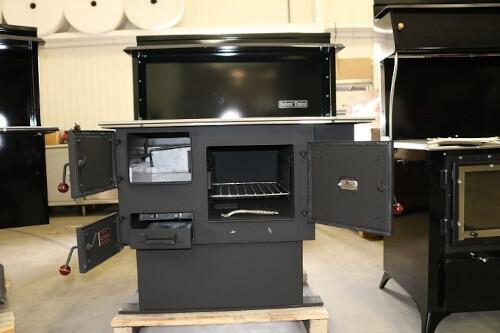 Pioneer Baker’s Choice Wood Cookstove Pioneer Baker’s Choice Wood Cookstove