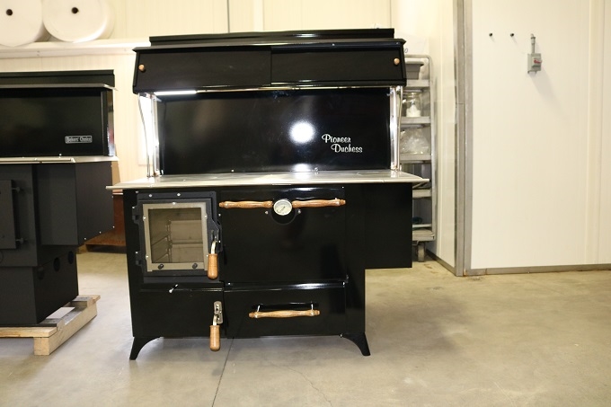 Pioneer Duchess Wood Cookstove Pioneer Duchess Wood Cookstove