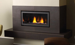 Regency Horizon HZ30E Small Gas Fireplace